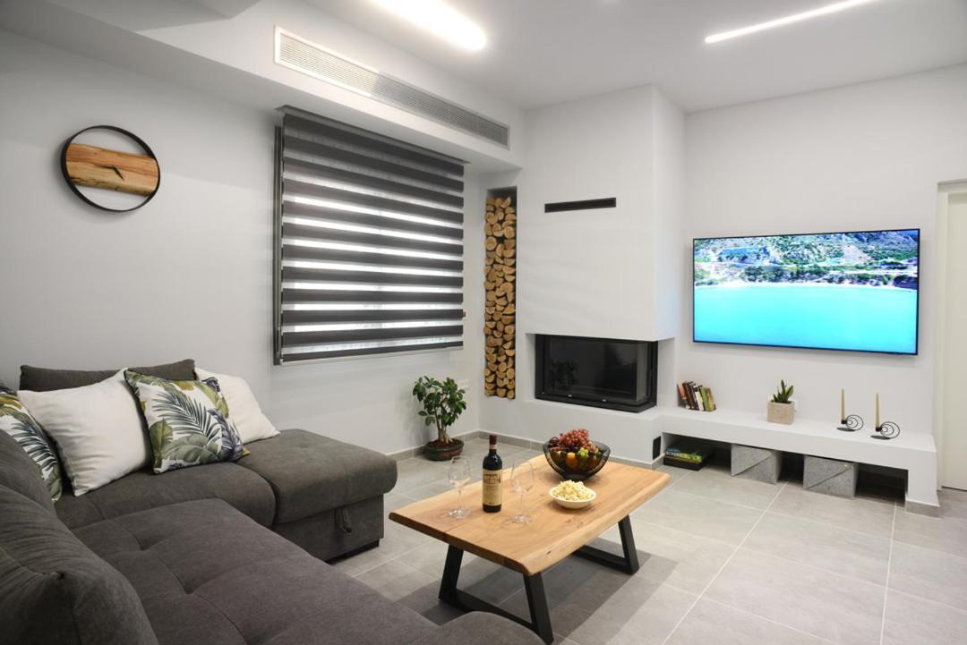 Damona 2Br Luxury Home With Garden - Κοντά Στο Κέντρο 이라클리온 외부 사진